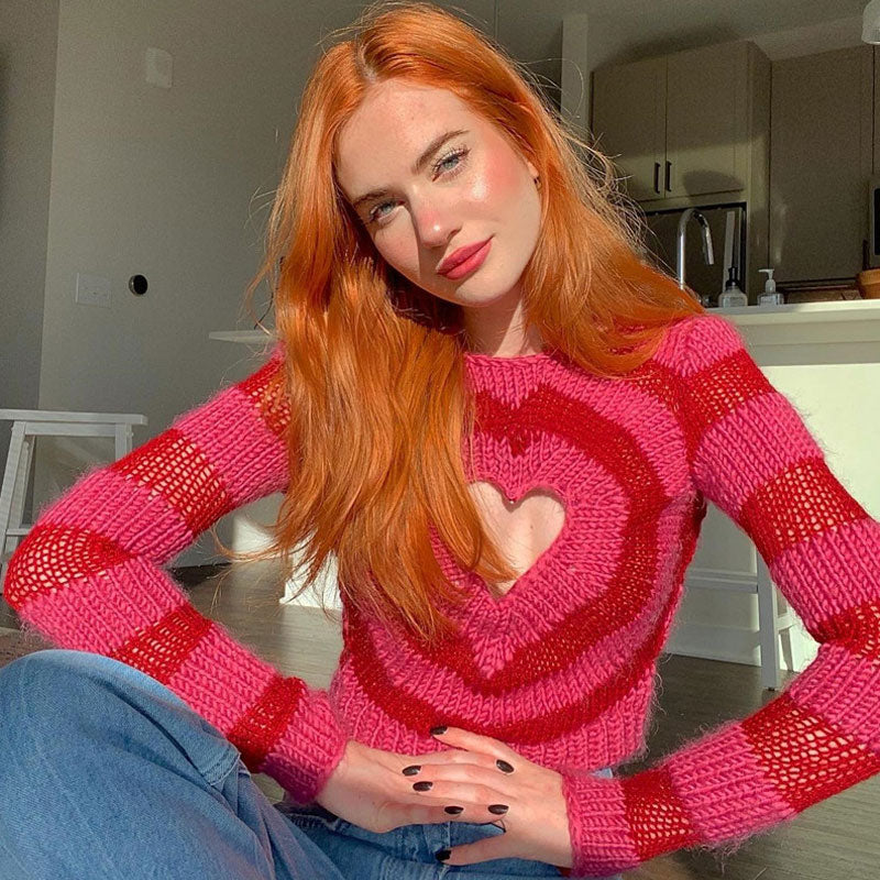 Unique Heart Cut Out Crew Neck Long Sleeve Rib Knit Cropped Sweater - Red